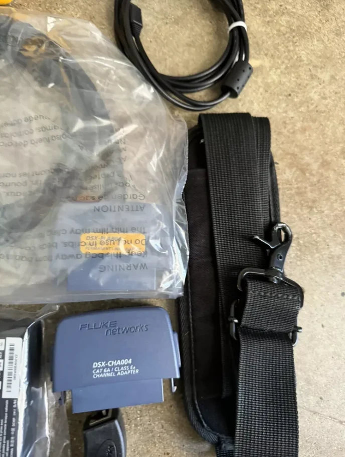 FLUKE Networks DSX-8000 Versiv 2 Cable Certifier Tester Kit